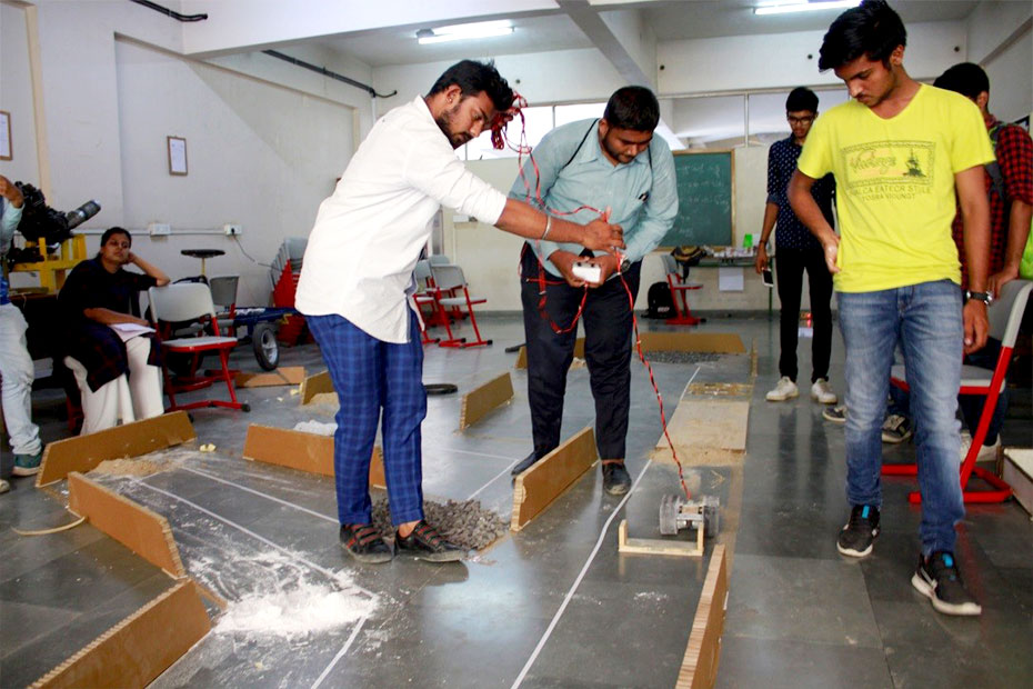 Automobile Component Design Laboratory