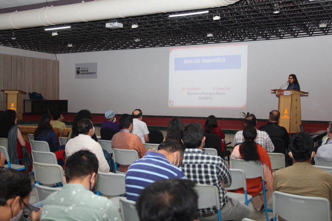 Training and Awareness Program on First Aid & Basic Life Support (32) [1280x768]