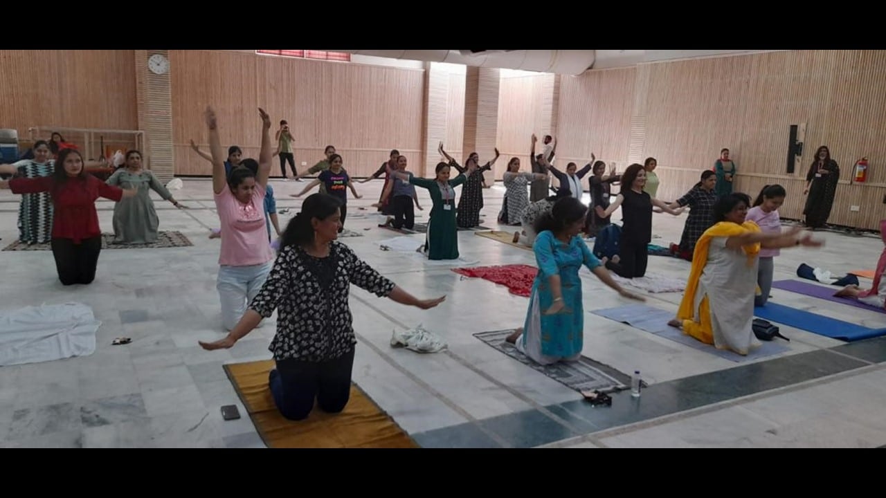 Yoga Session by Ms Kinjal Shah – To strengthen physical and mental health
