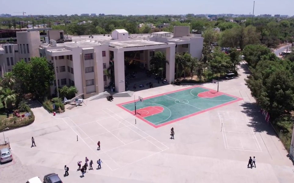 Best University in Gujarat 